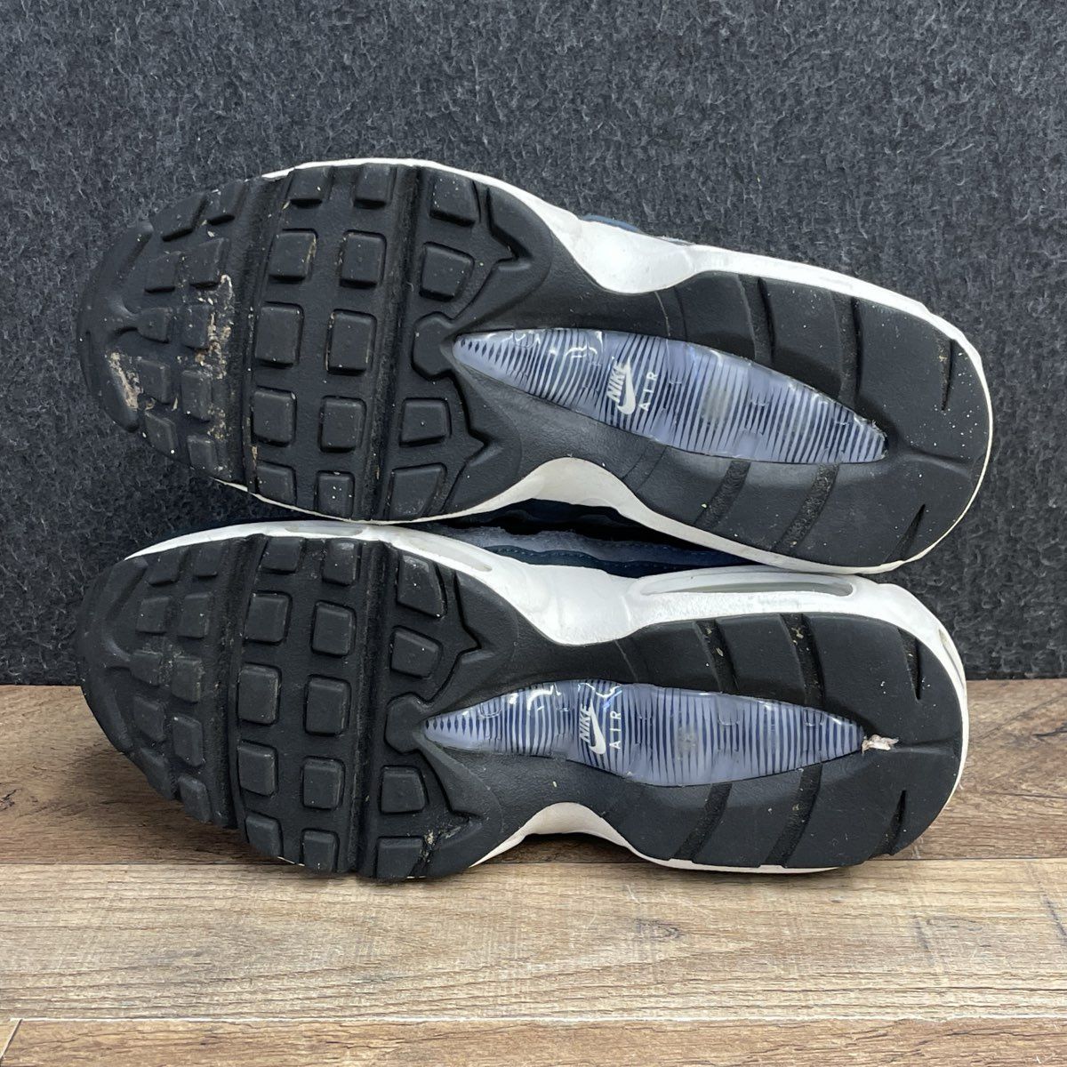 Nike Air Max 95 Navy Grey White Lifestyle Running Sneakers