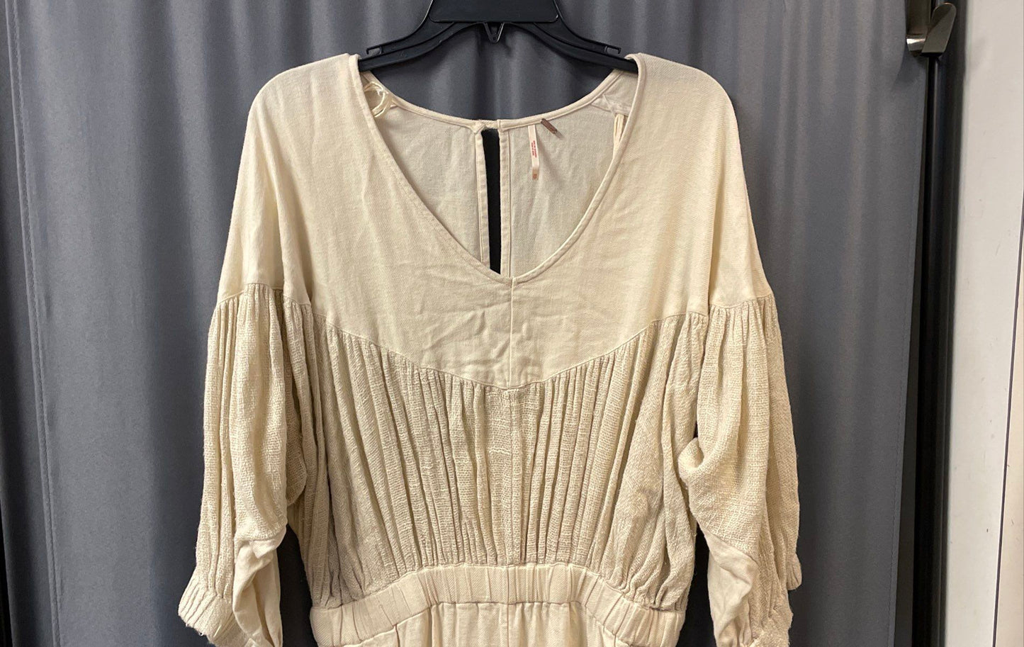 Free People Women's Skyline Jumpsuit Beige Linen Blend Puff Sleeve Pleated Sz XS