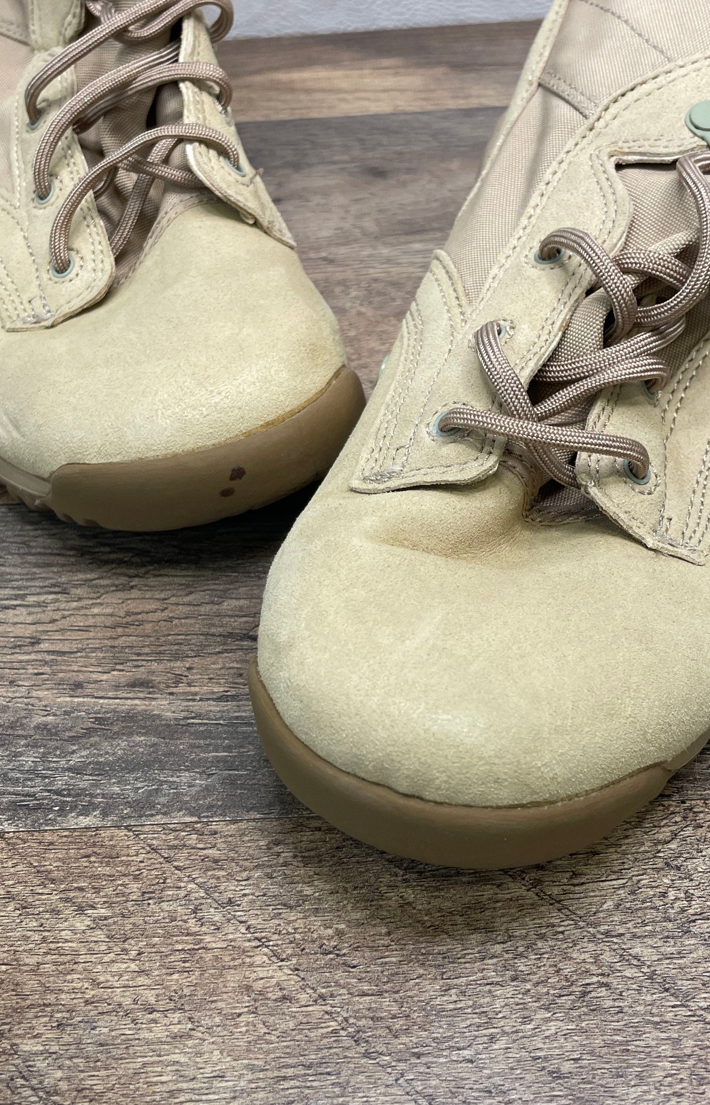 Nike SFB Field 8" British Khaki Tactical Military Boots Men's Size 7