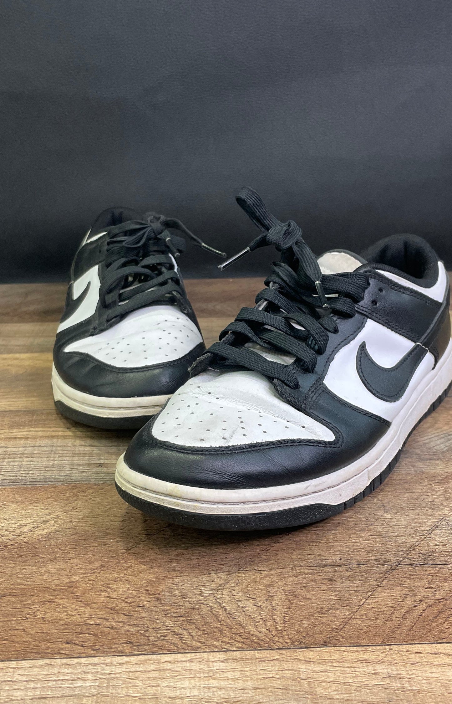 Nike Dunk Low Retro White Black Panda Sneakers Size 9
