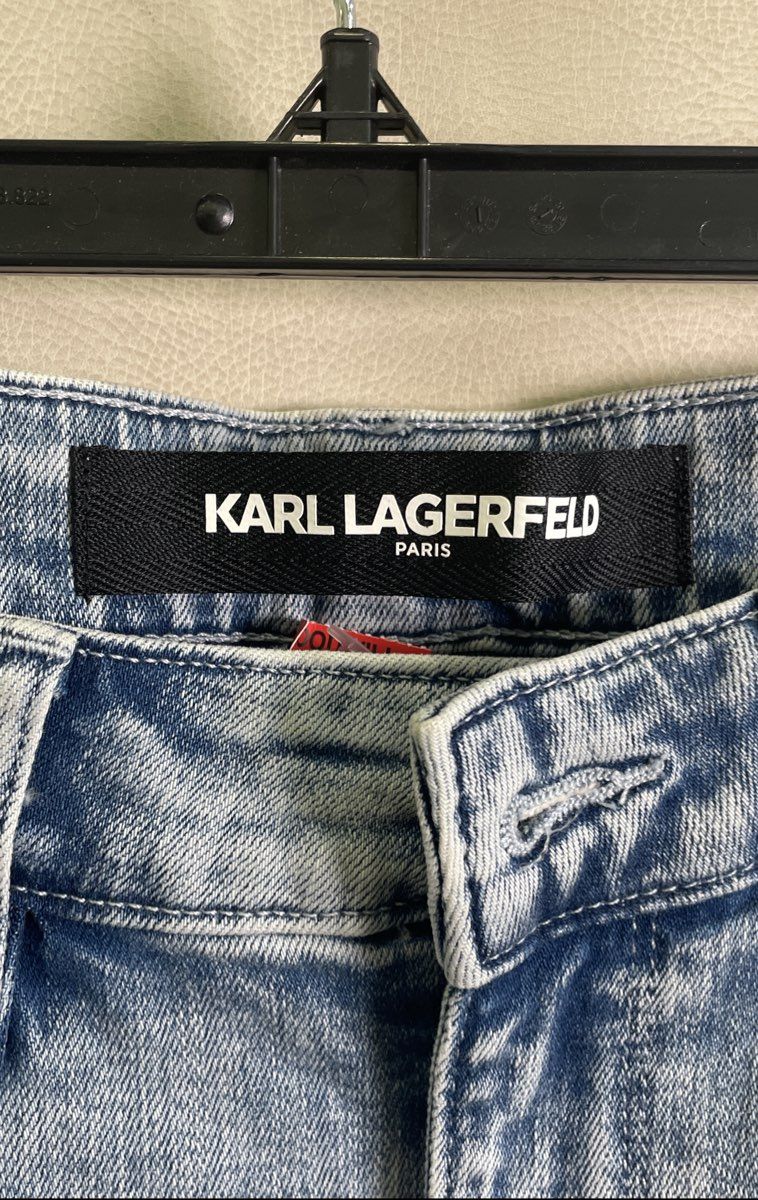 Karl Lagerfeld Women's Light Wash Rhinestone Cuff Cropped High Rise Jeans Sz 4