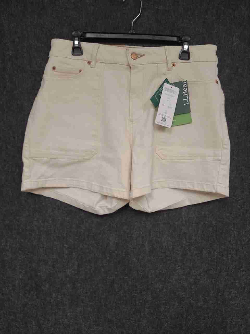 L.L. Bean Women's Natural Tencel Denim Favorite Fit Stretch Shorts NWT Sz 16