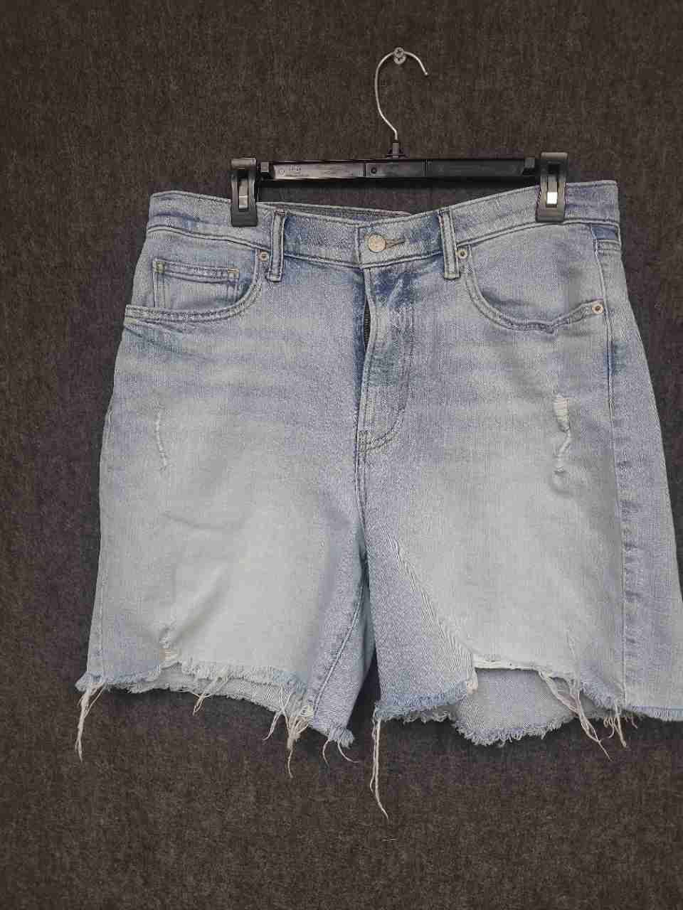Lucky Brand Women's Light Wash Distressed Raw Hem Denim Shorts Sz 12/31