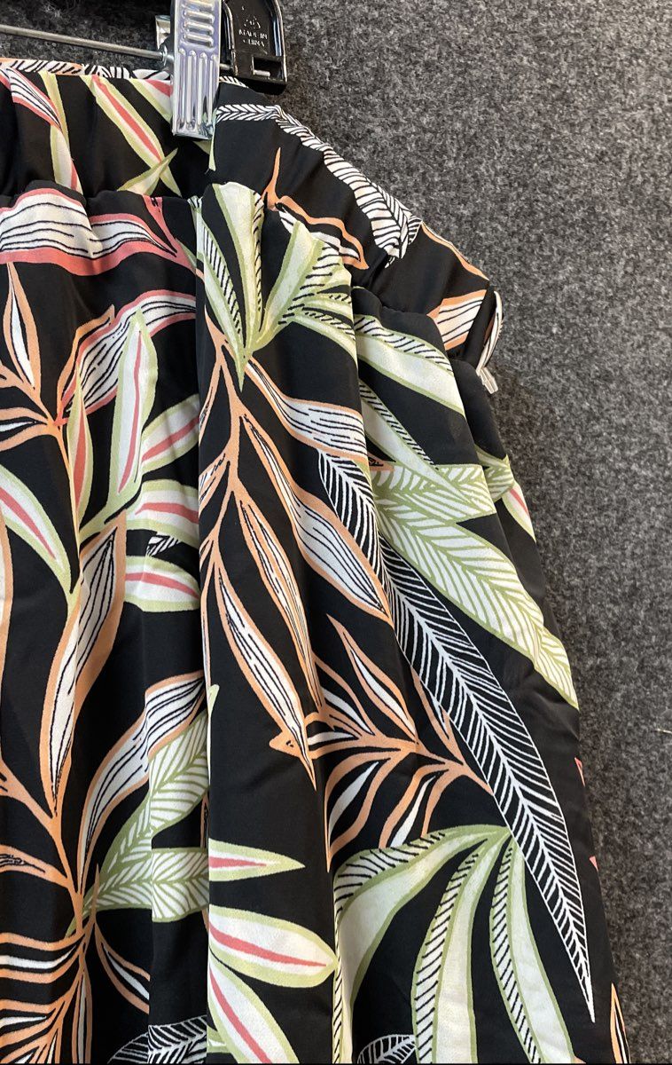 Cj Banks Women's Black Tropical Floral Leaf Print Elastic Waist Skirt NWT Sz 3X