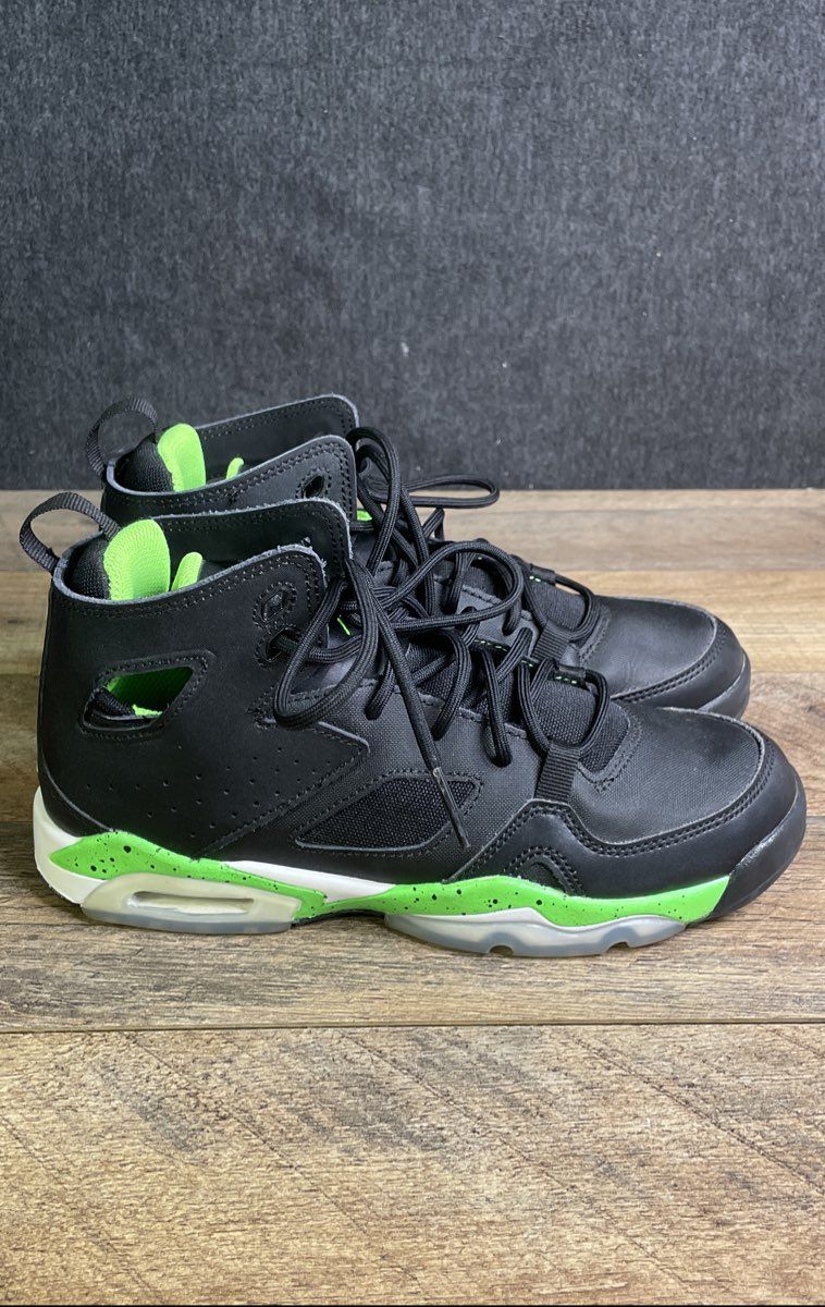 Nike Air Jordan Flight Club '91 Black Green Strike Youth Size 4.5Y