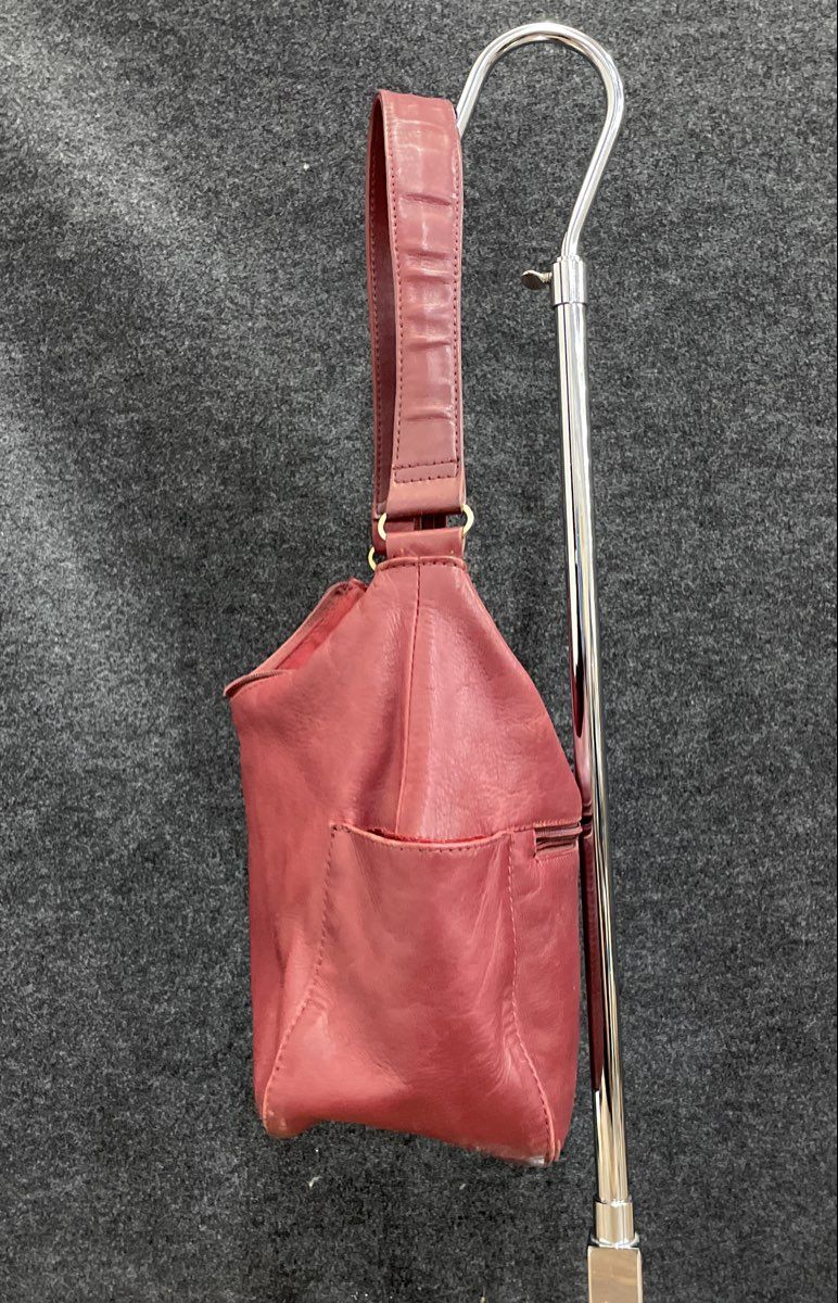 St. Johns Bay Red Leather Shoulder Bag Hobo Purse Gold Hardware