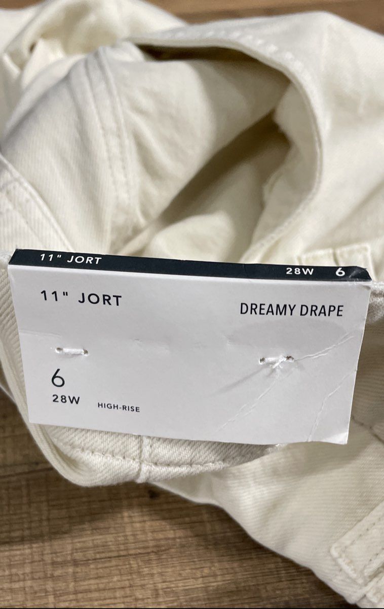 American Eagle Women's Beige 11" Jort High-Rise Dreamy Drape Shorts Sz 6 NWT