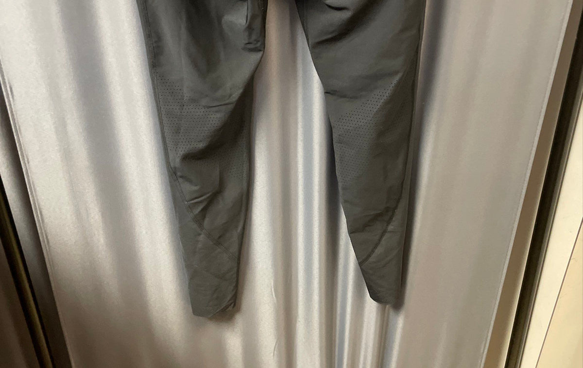 Peloton Women's Black High Rise Active Leggings Side Pockets Sz M