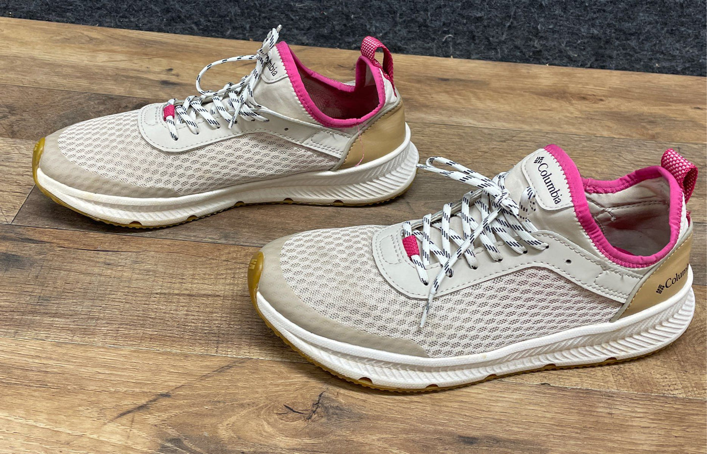 Columbia Summertree Beige Pink Women's Running Lifestyle Sneakers Size 9