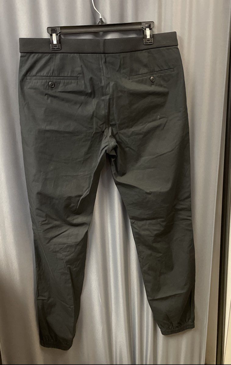Club Monaco Men's Black Jogger Pants Slacks Elastic Hem Cuffs Sz 34/34