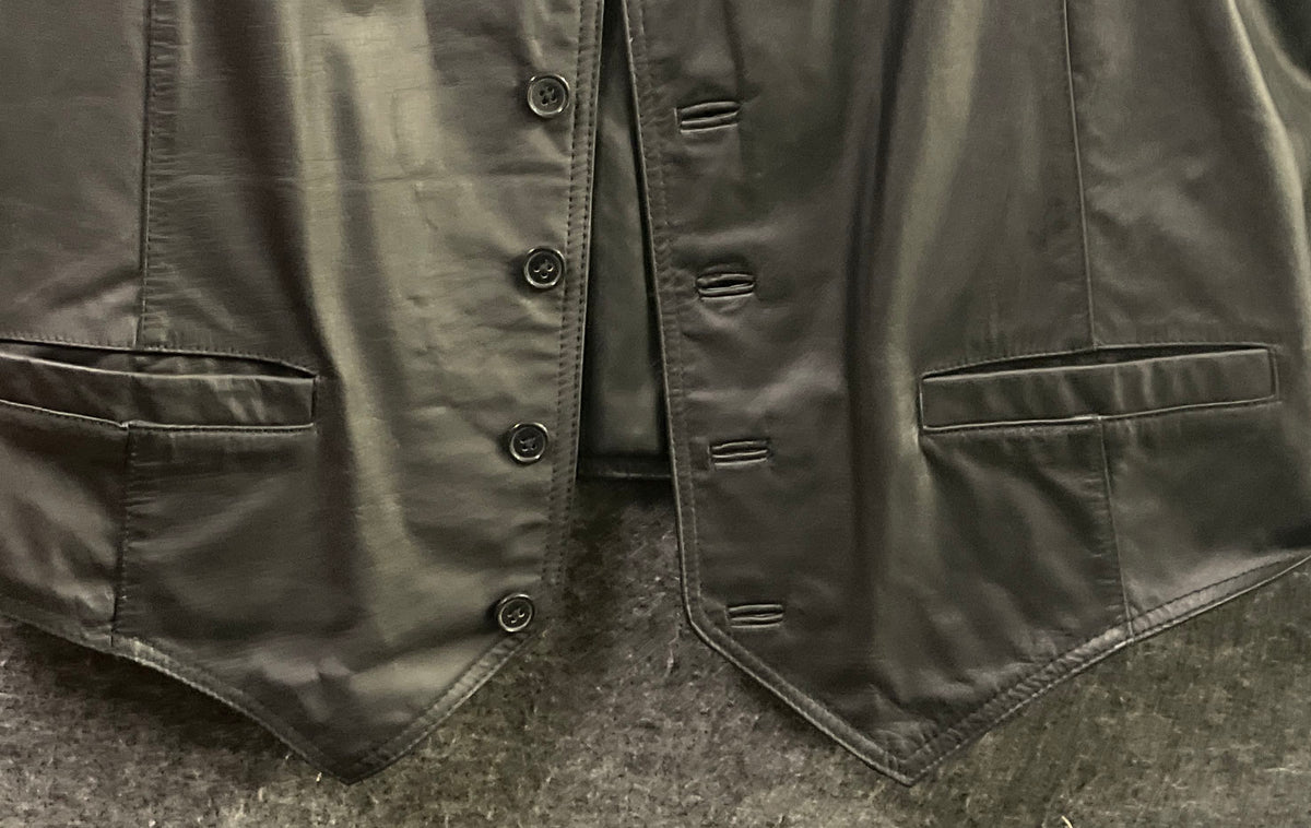 Vintage Y2K Open Road Wilsons Men's Black Leather Biker Vest Size L