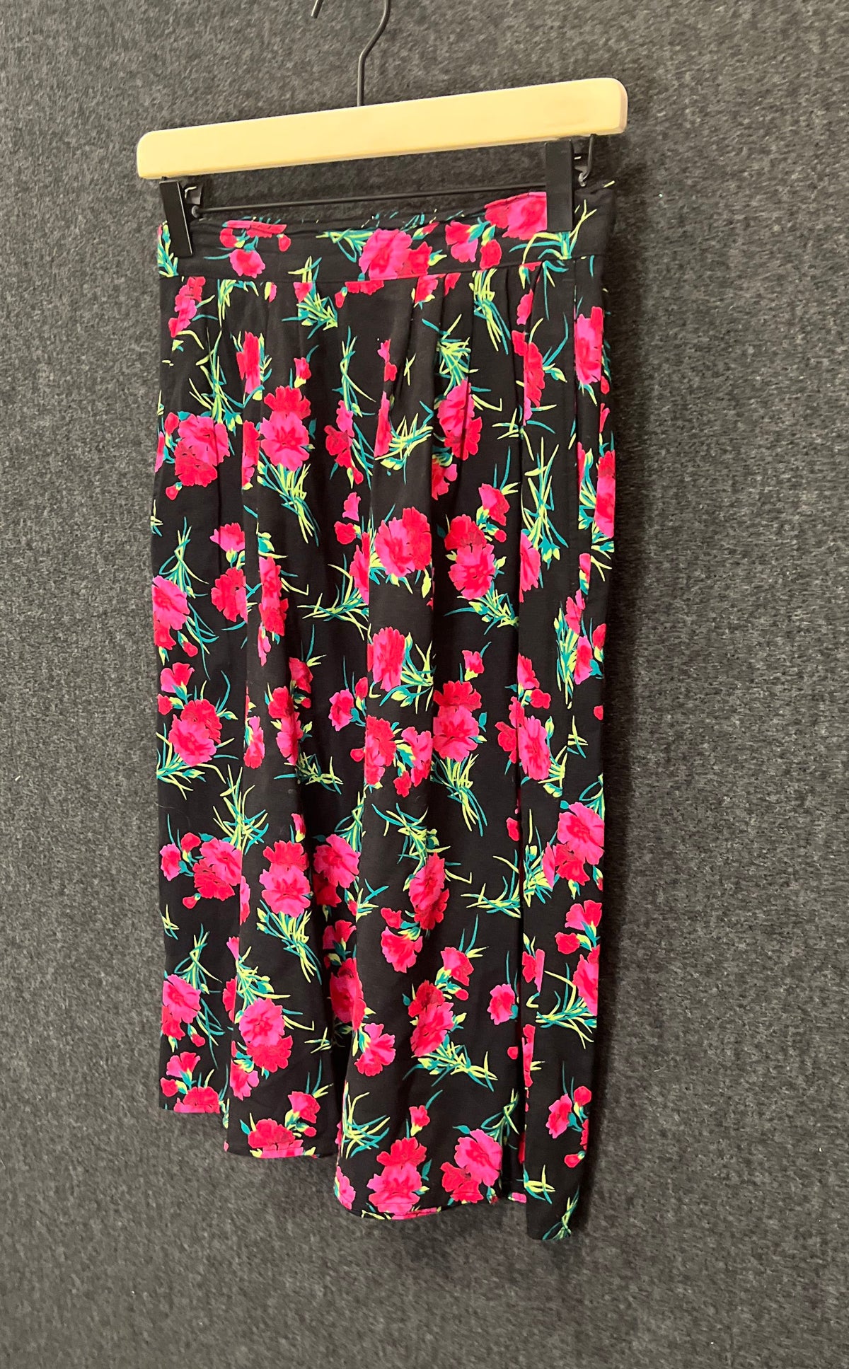 Vintage 90s Norton McNaughton Women's Black Pink Floral Blouse Sz 10