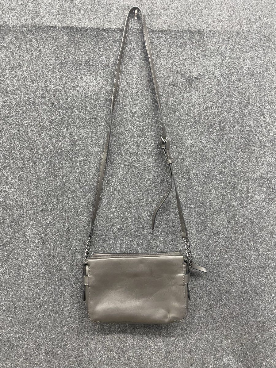Simply Vera Wang Sintra Rose Graphic Crossbody Bag Pewter Gunmetal Hardware