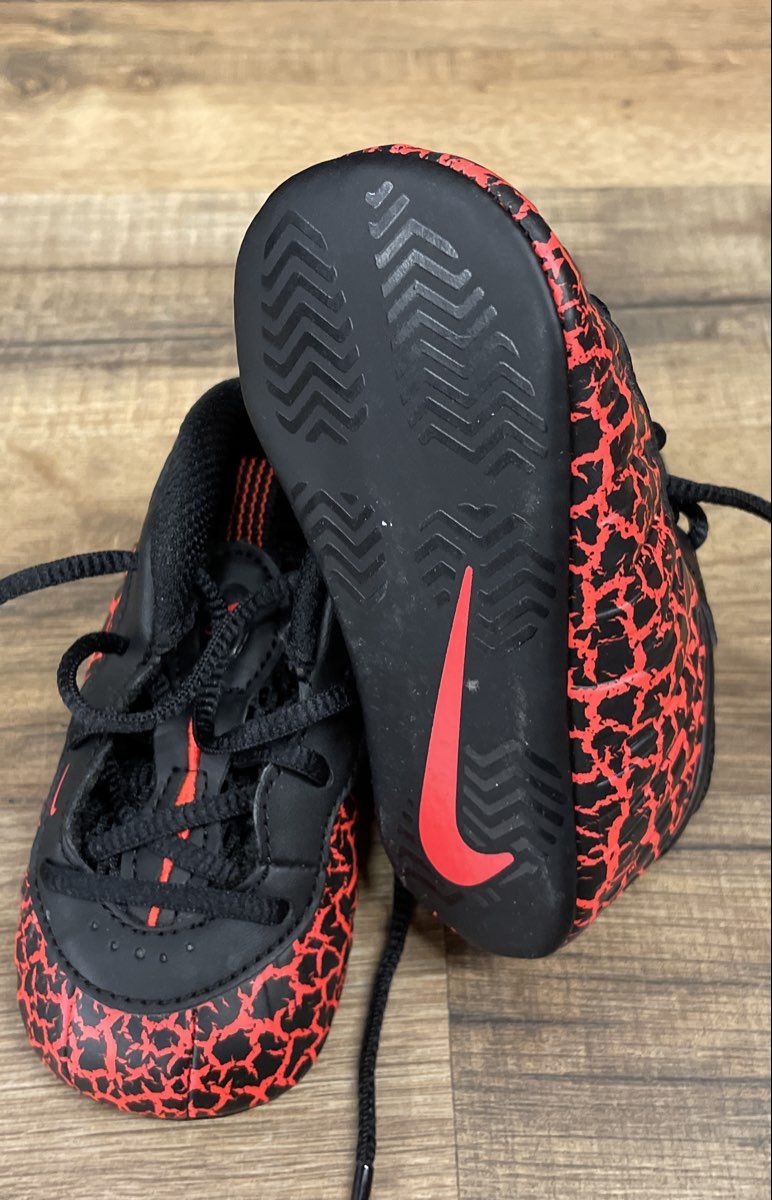 Nike Lil' Posite One CB Black Bright Crimson Infant Crib Sneakers Size 4c