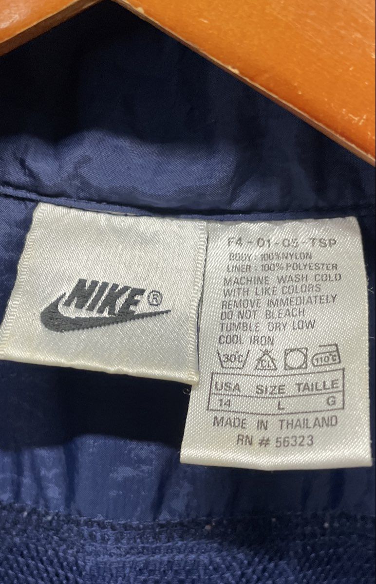 Vintage 90s Nike Women's Navy Teal Hooded Windbreaker Jacket Sleeve Patch Sz L