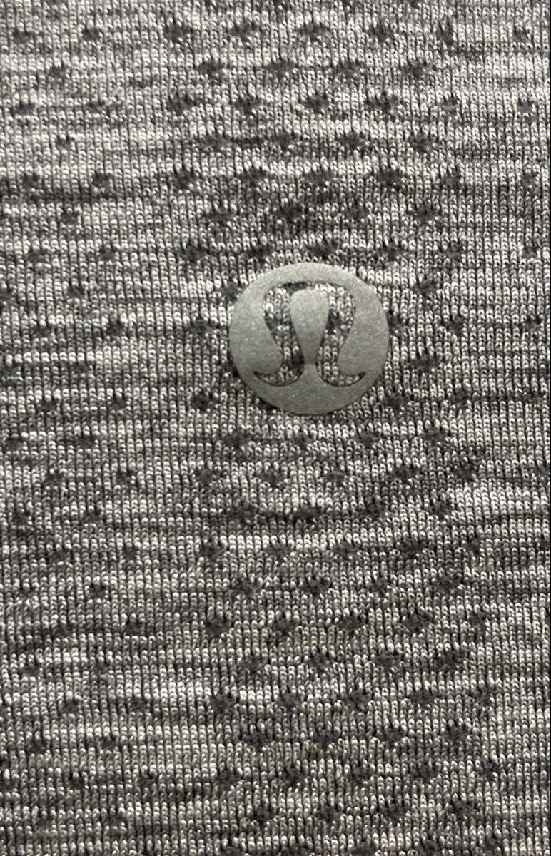 Lululemon Women's Swiftly Tech Long Sleeve Grey Pure Barre Heathered Thumbholes