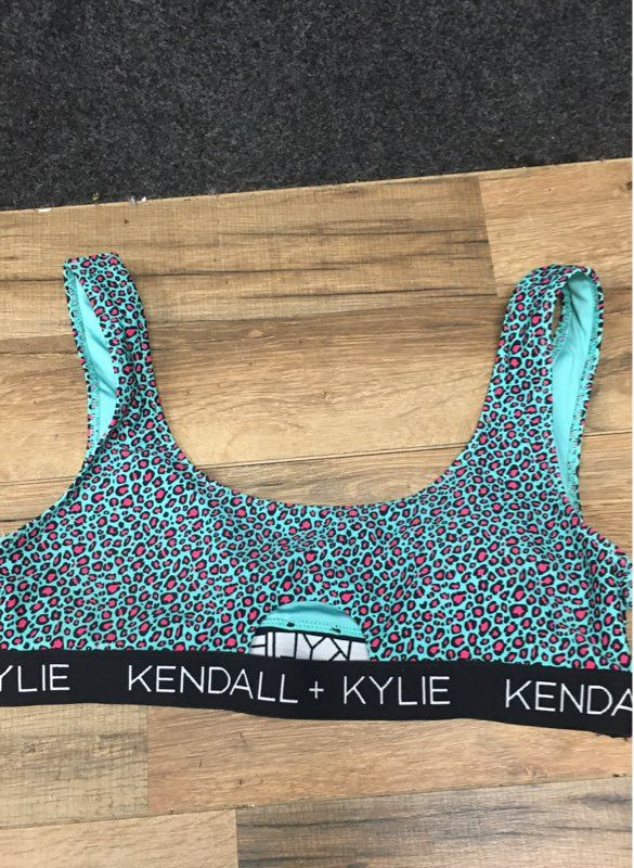 Kendall & Kylie Women's Bikini Top Teal Pink Peekaboo Leopard Print Sz L NWT