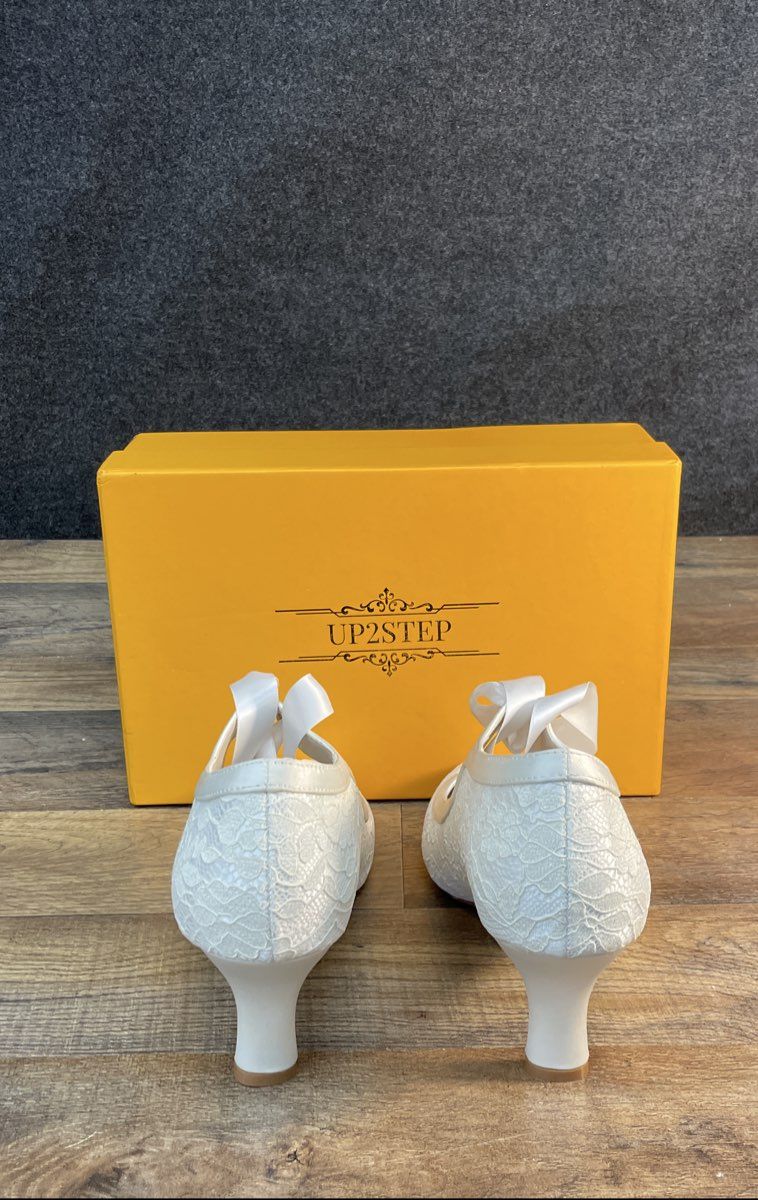 Up2step White Floral Lace Mary Jane Ribbon Bow Bridal Wedding Pumps Size 37 DS