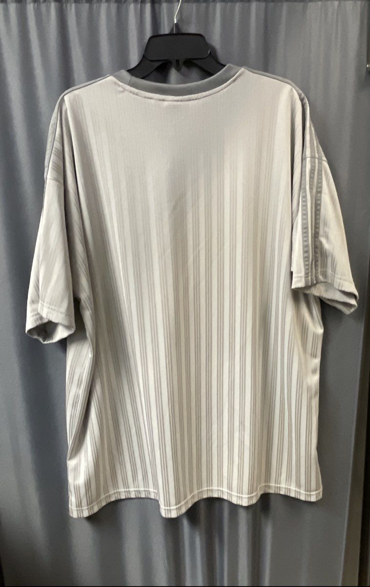 Adidas Men's Grey Pinstripe Trefoil Logo Soccer Jersey Sz 2XL