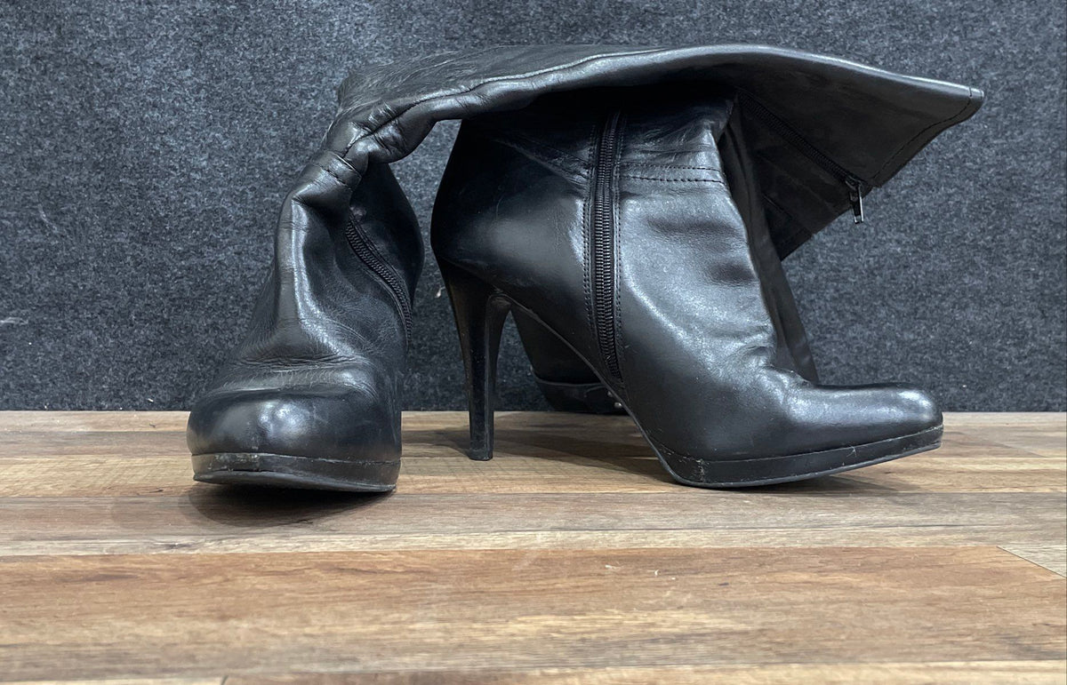 Black Leather Knee High Stiletto Boots Pointed Toe Buckle Zip Size 8