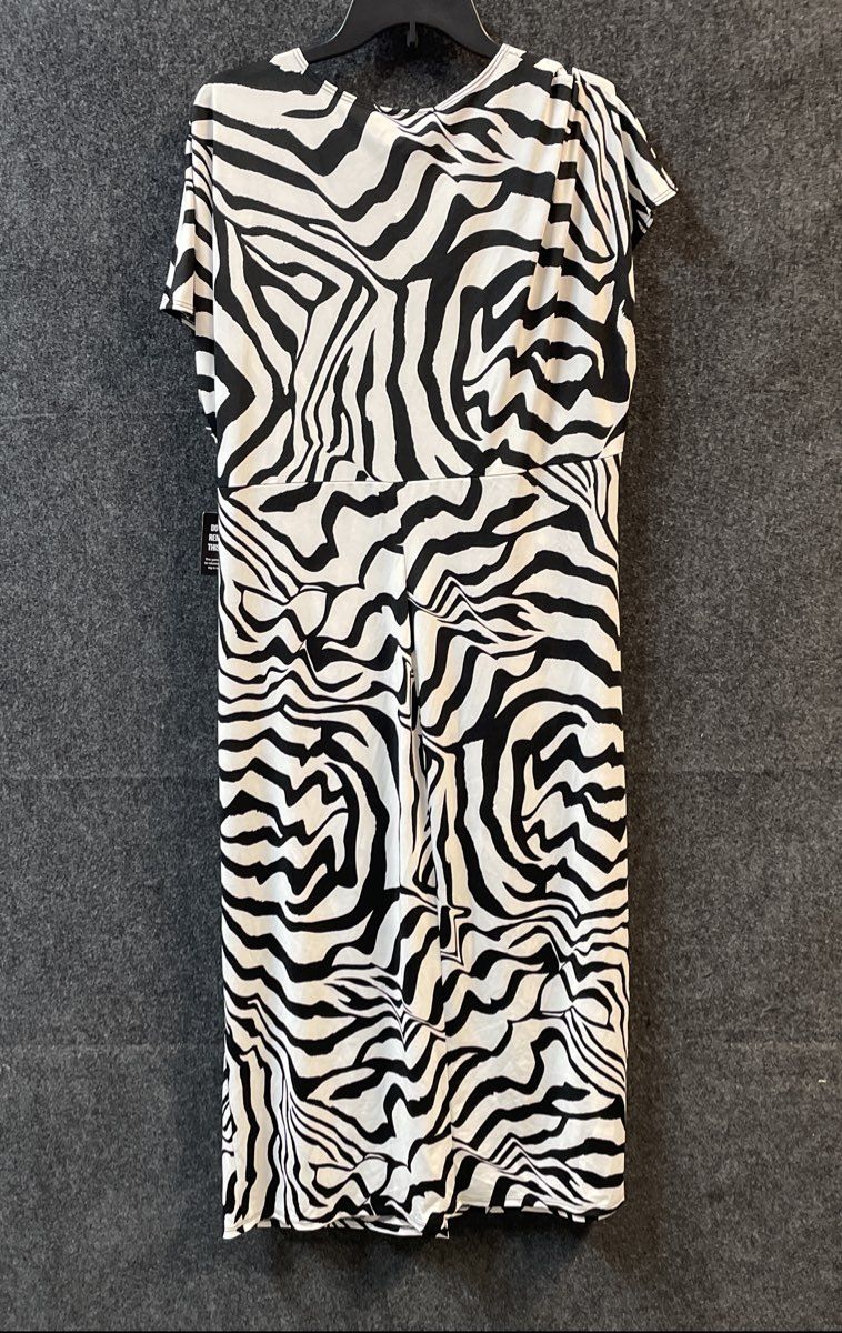 Ashley Stewart Women's Zebra Print Ruched V-Neck Dress Black White NWT Sz 22/24