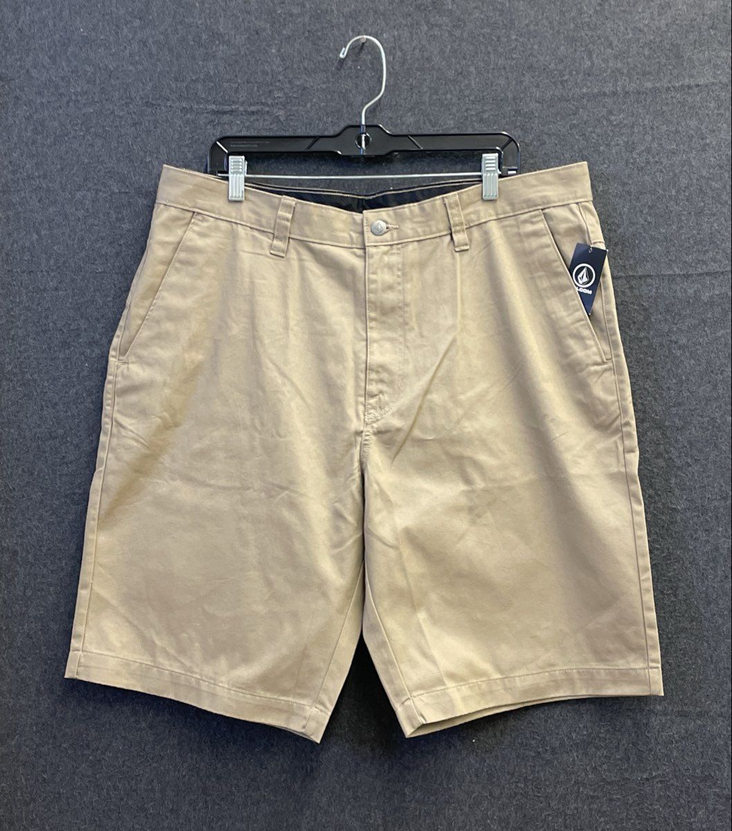 Volcom Men's Vmonty Short 22 Khaki Chino Walkshorts Size 38 NWT