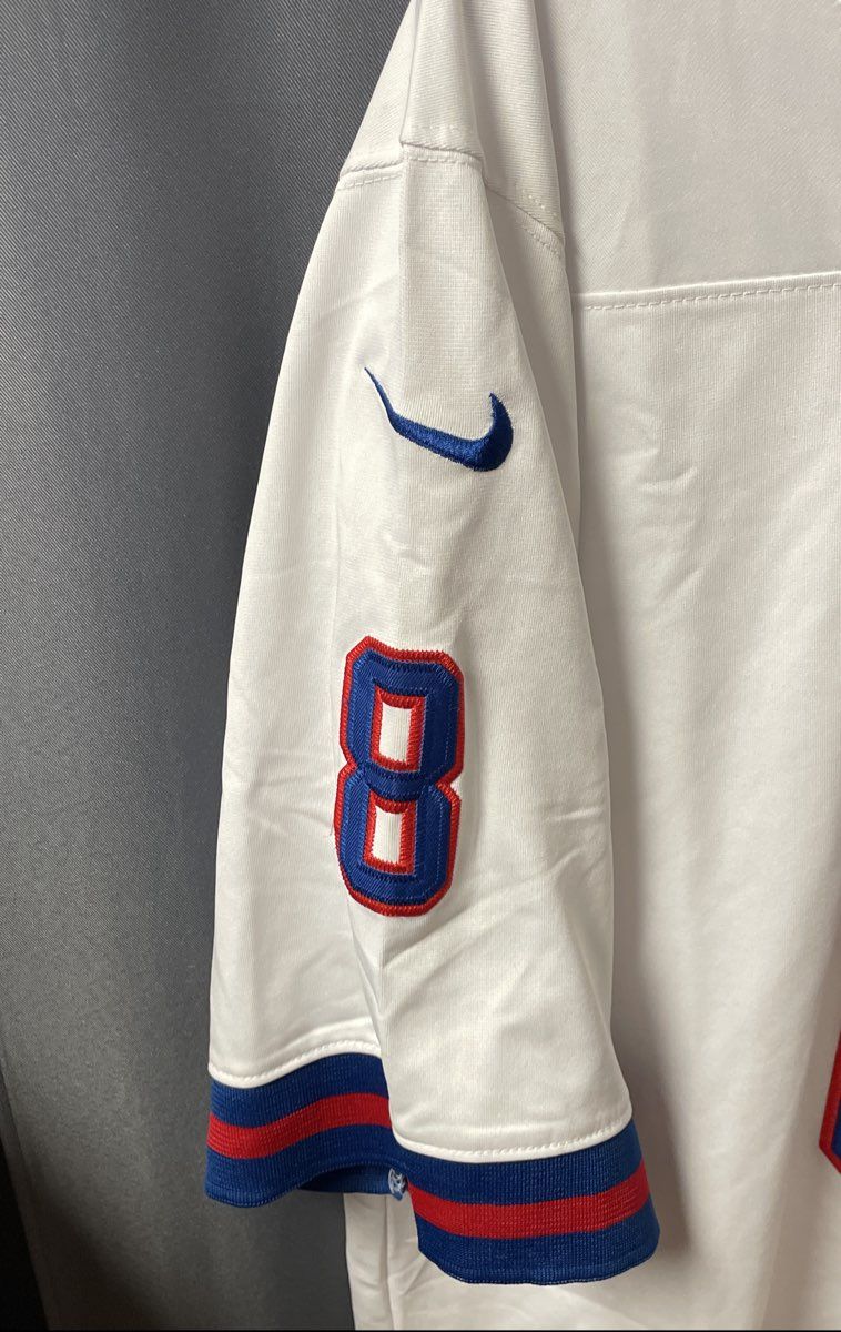 Nike Men's NY Giants Daniel Jones #8 White On Field Football Jersey Size M