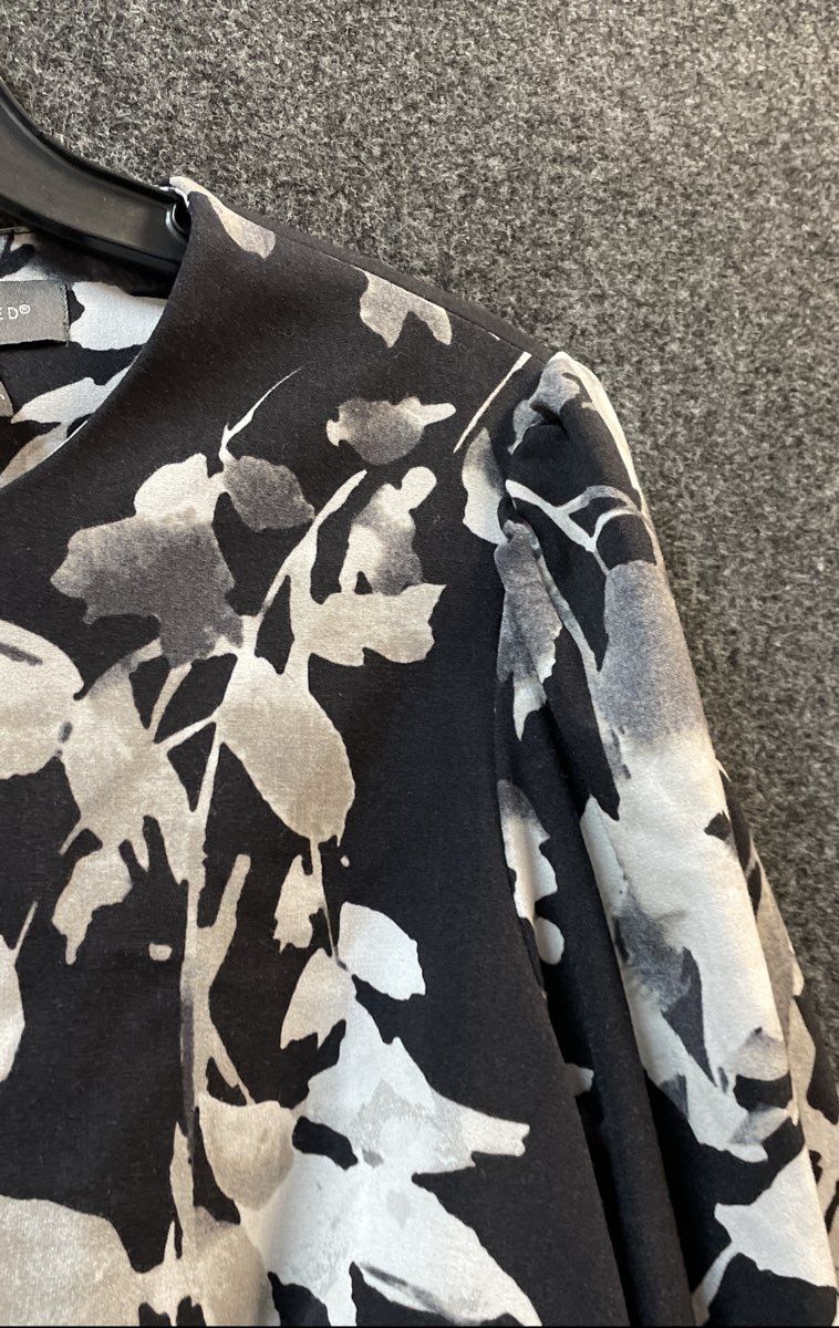 The Limited Women's Black White Floral Vine Puff Sleeve Shift Dress Sz 10 NWT