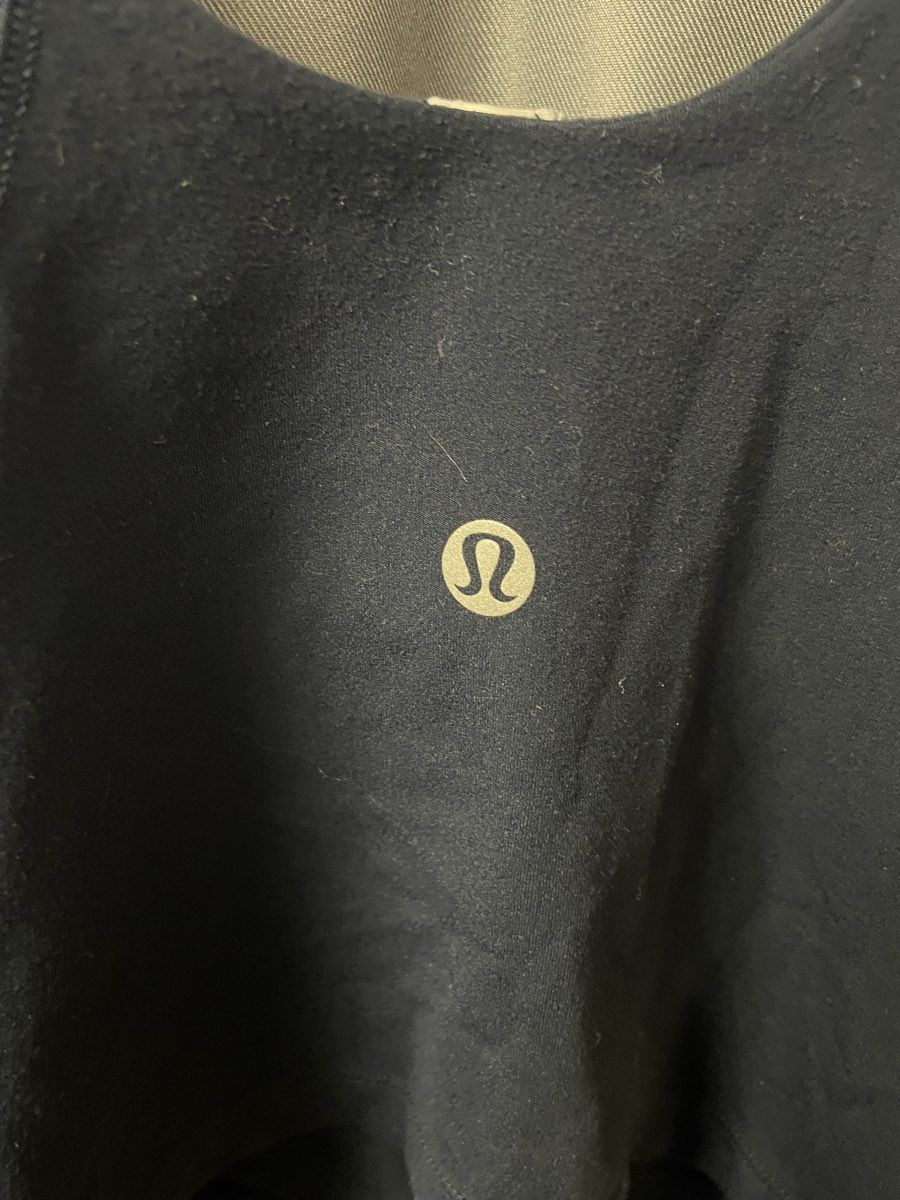 Lululemon Women's Navy Blue Align Tank Top Cropped Yoga Sports Bra Sz 2