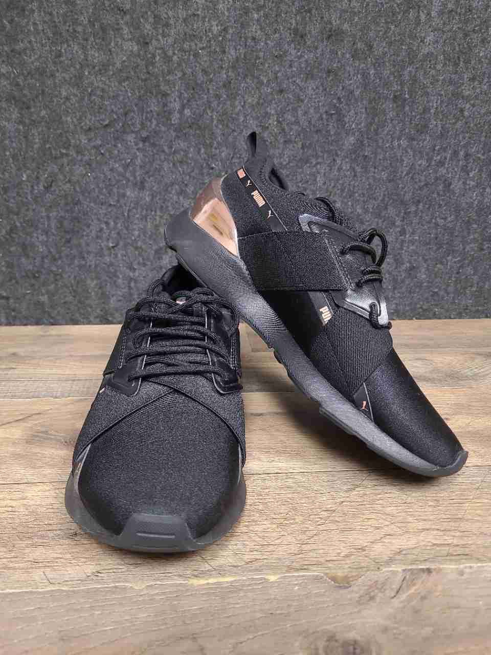 Puma Muse Metal Black Rose Gold 2019 Sneakers Women's Size 9.5