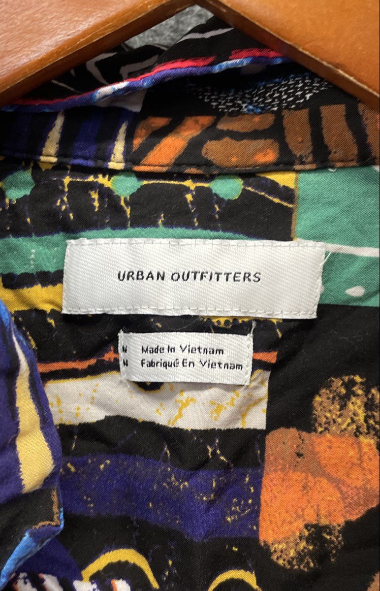 Urban Outfitters Men's Multicolor Patchwork Geometric Abstract Button Up Sz M