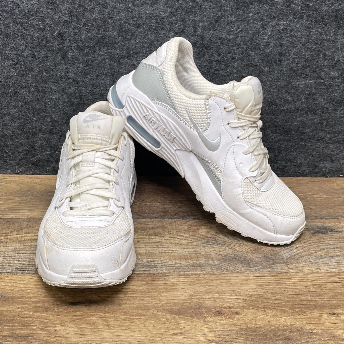 Nike Air Max Excee White Metallic Platinum Women's Sneakers Size 7