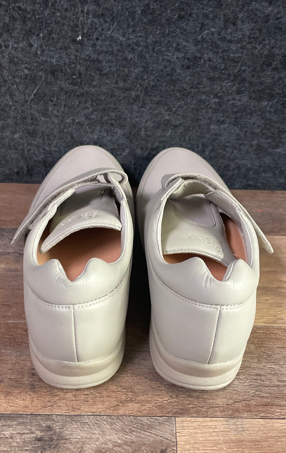 P.W. Minor Flexx Canfield Clay Leather Orthopedic Walking Shoes Women's Sz 9W