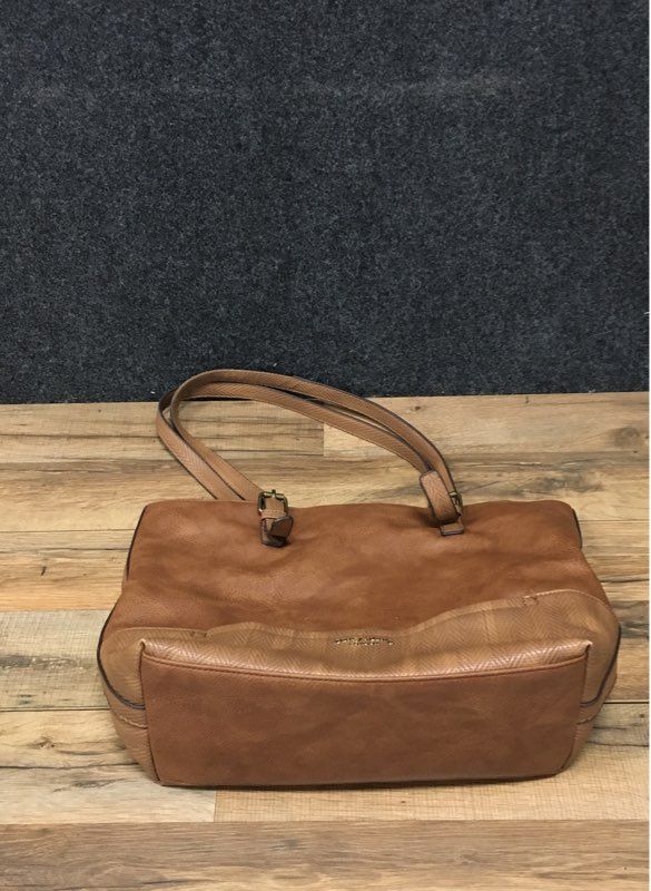 Darcy Marks London Tan Chevron Textured Large Tote Shoulder Bag Gold Hardware