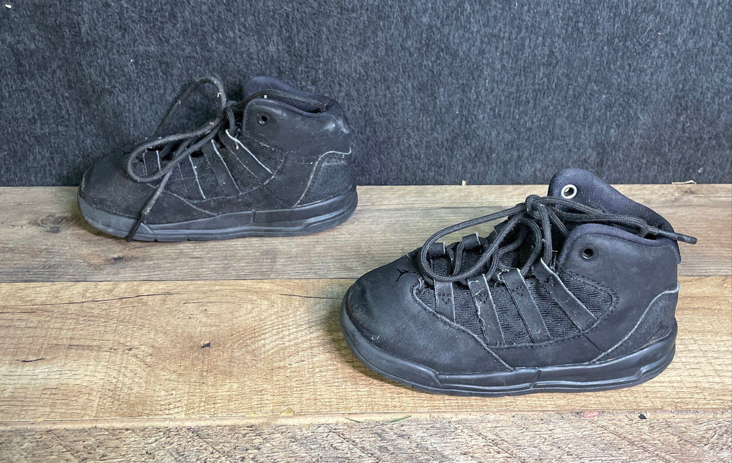Nike Air Jordan Max Aura Triple Black Toddler Sneakers Size 8C