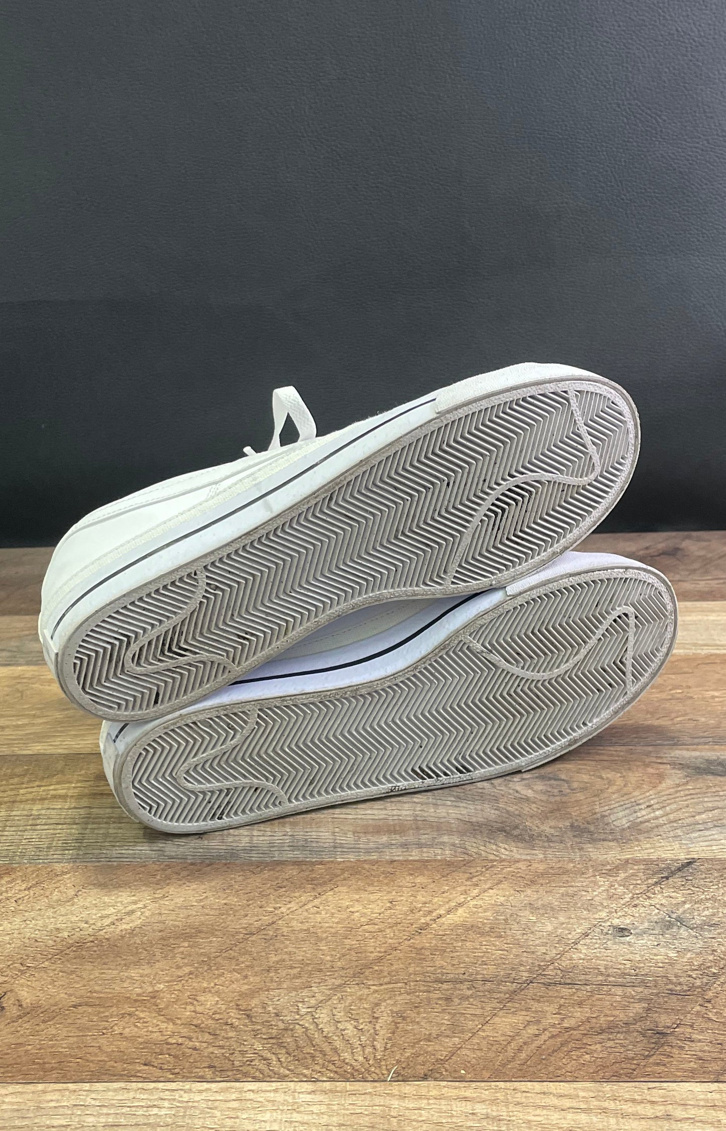 Nike Blazer Low Platform Triple White Women's Sneakers Size 9.5