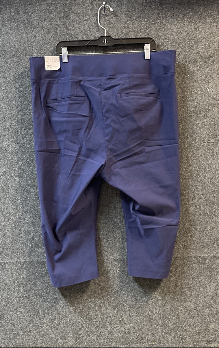 Lane Bryant Women's Navy Blue 4 Season Slim Capri Mid-Rise Pants Sz 22 NWT