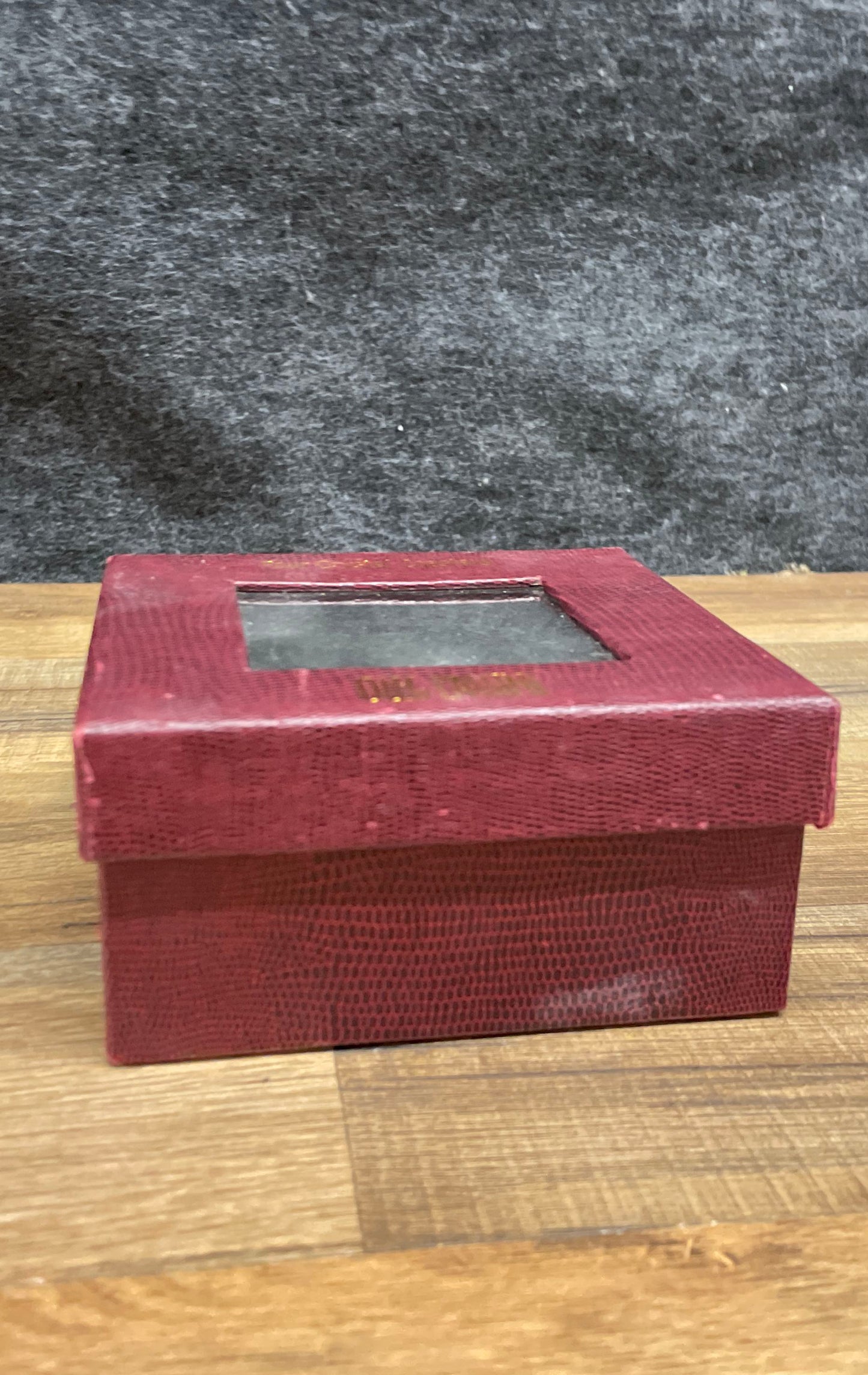 Set of 4 Oleg Cassini Crystal Square Coasters [IOB]