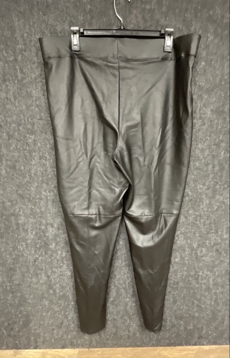 Lane Bryant Women's Faux Leather Pants Black Ankle Zip Elastic Waist Sz 18/20