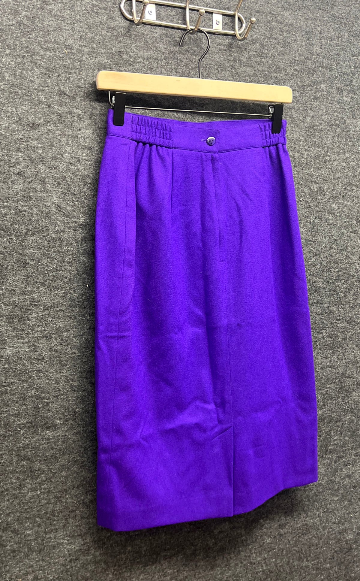 Vintage 90s Requirements Women's Purple 100% Wool Lined Straight Skirt Sz 8