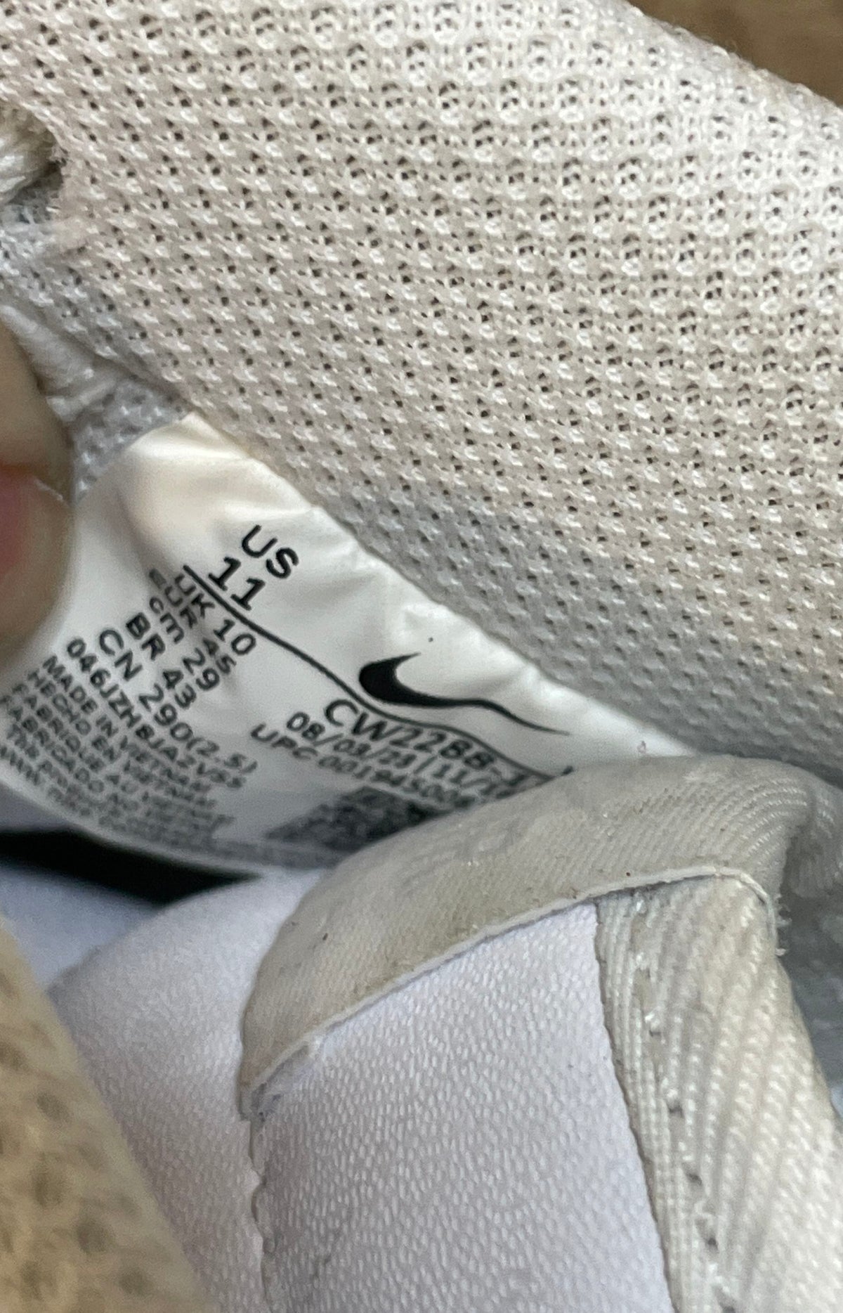 Nike Air Force 1 Low '07 Triple White Sneakers Men's Size 11 CW2288-111