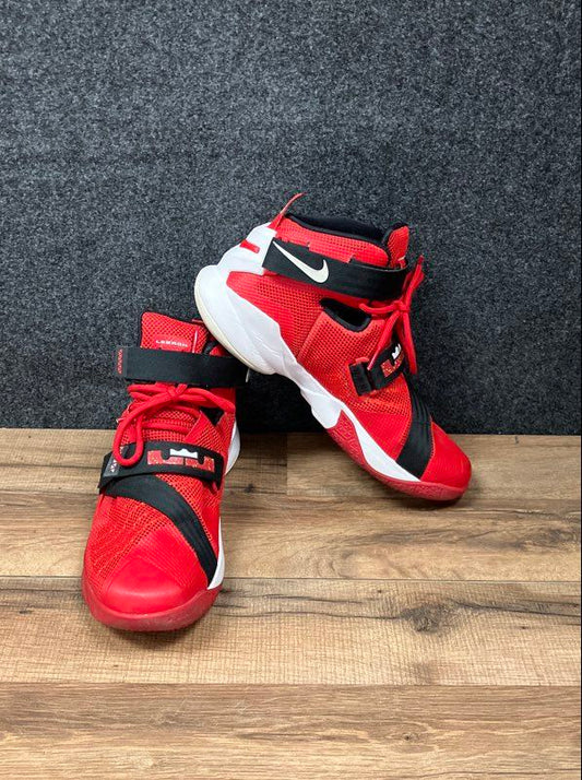 Nike Zoom LeBron Soldier 9 University Red Basketball Shoes Size 8