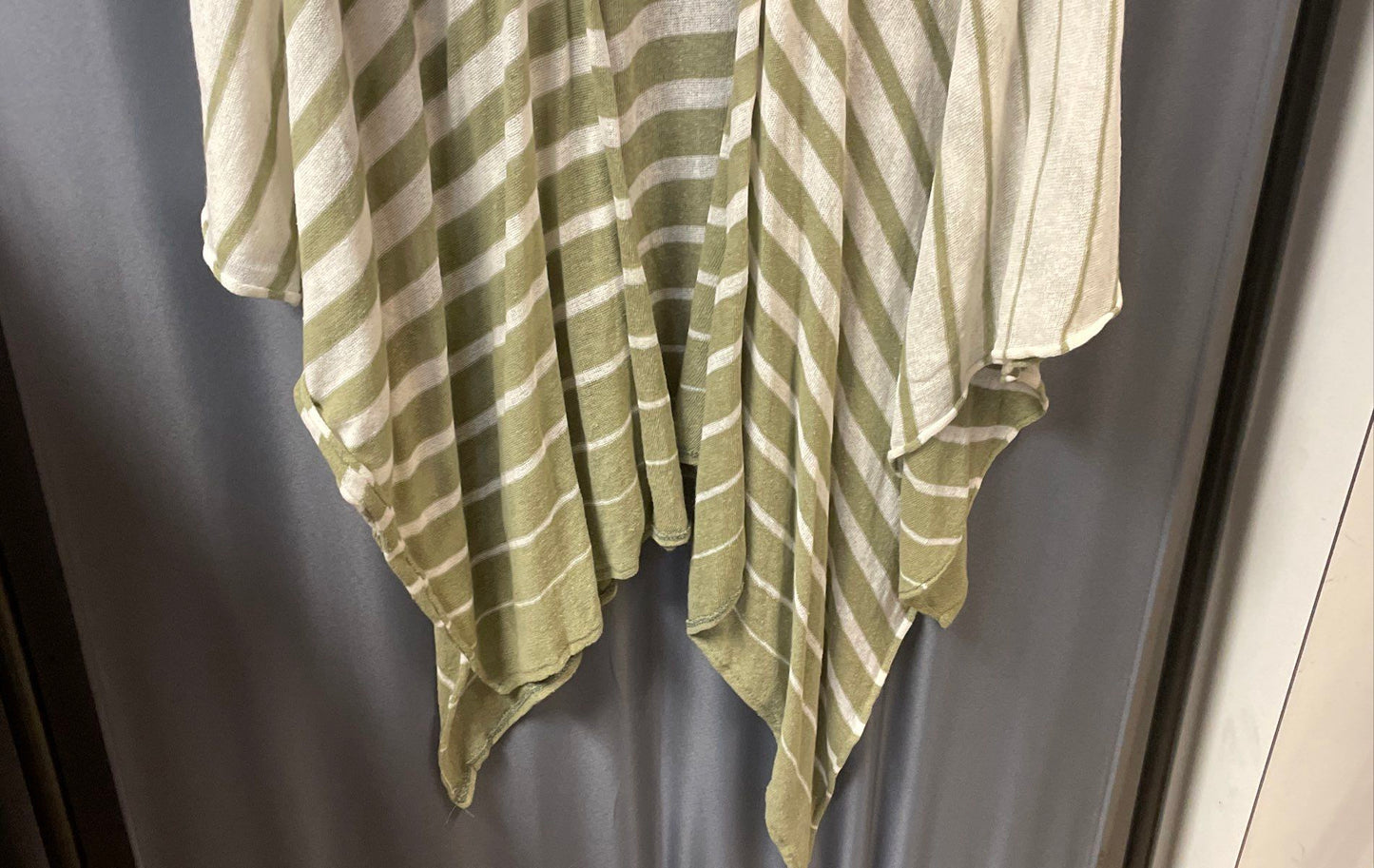 Zighilli Women's Green White Striped Knit Wrap Poncho Cardigan Italy One Size
