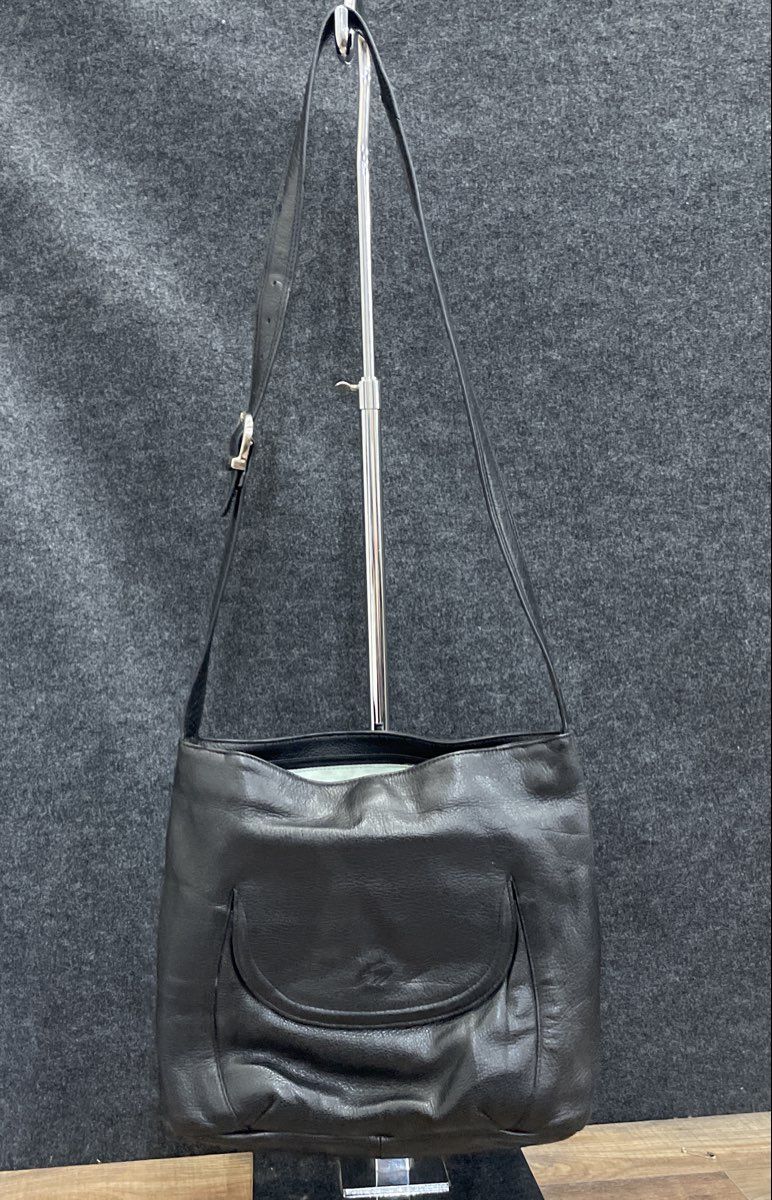 Stone Mountain Black Pebbled Leather Crossbody Bag Purse Silver-Tone Hardware