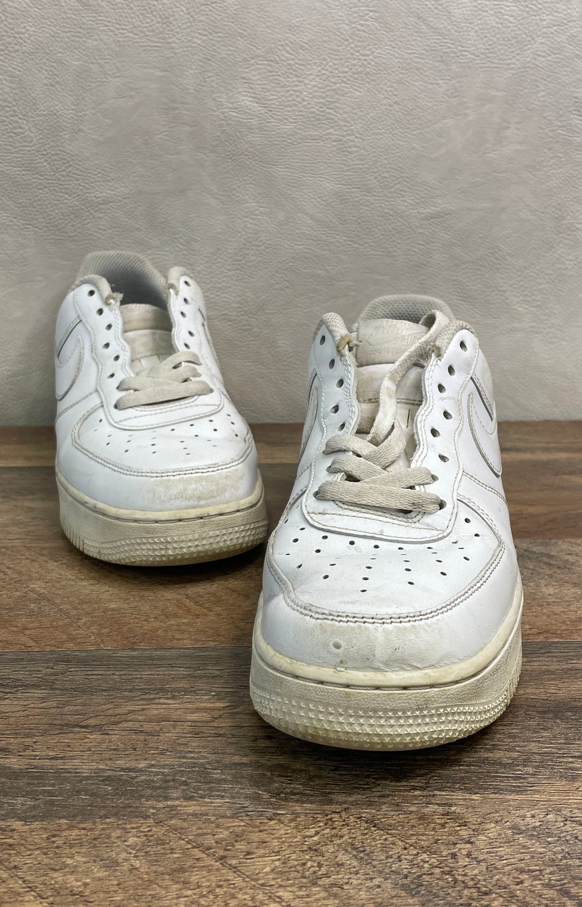Nike Air Force 1 '07 Low Triple White Leather Sneakers Men's Size 8.5