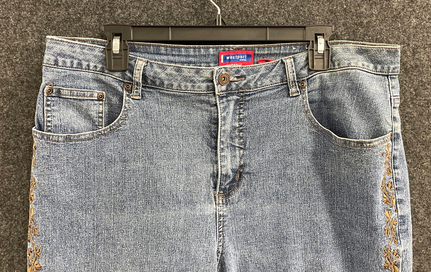 Westport Woman Women's Blue Embroidered Floral Studded Jeans Vintage Y2K