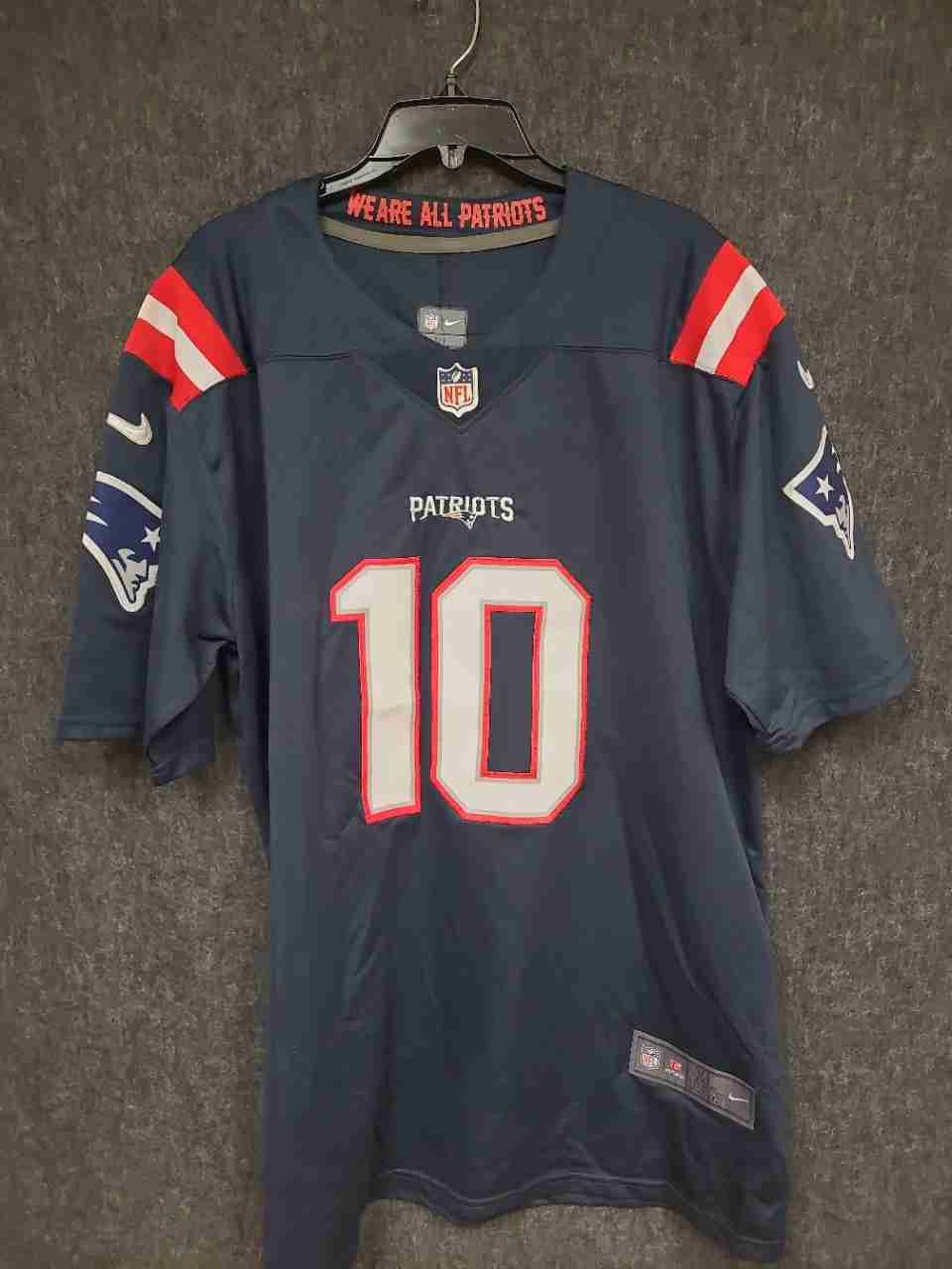 Nike Men's New England Patriots Mac Jones #10 NFL Jersey Navy Blue On Field XL