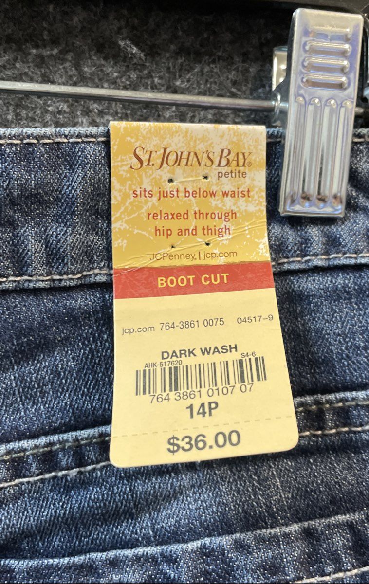 St. John's Bay Women's Boot Cut Jeans Dark Wash Relaxed Hip Thigh NWT Sz 14P