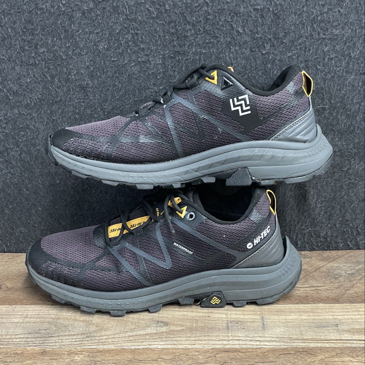 Hi-Tec Mauna Hiker WP Black Grey Waterproof Hiking Shoes Men's Size 9