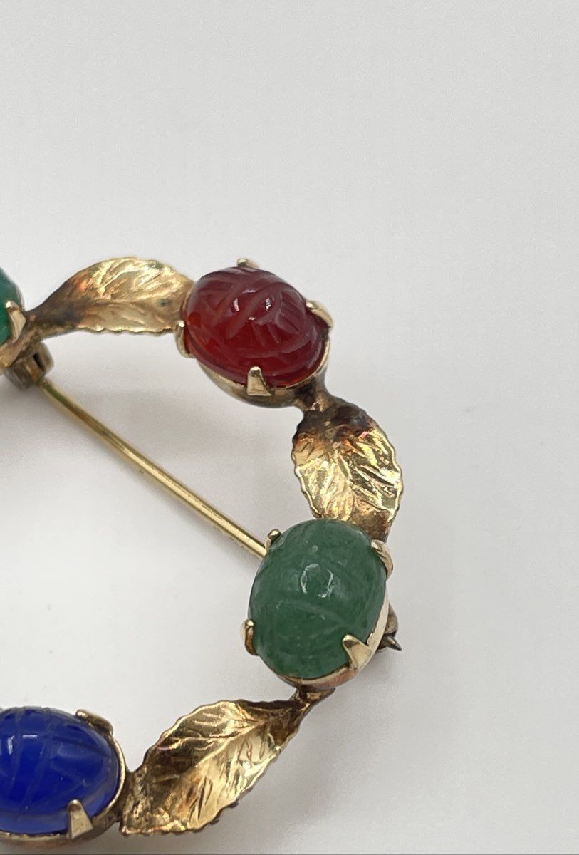 Gold Tone Multicolor Scarab Semi-Precious Stones Wreath Brooch Pin 4.5g *NPM*